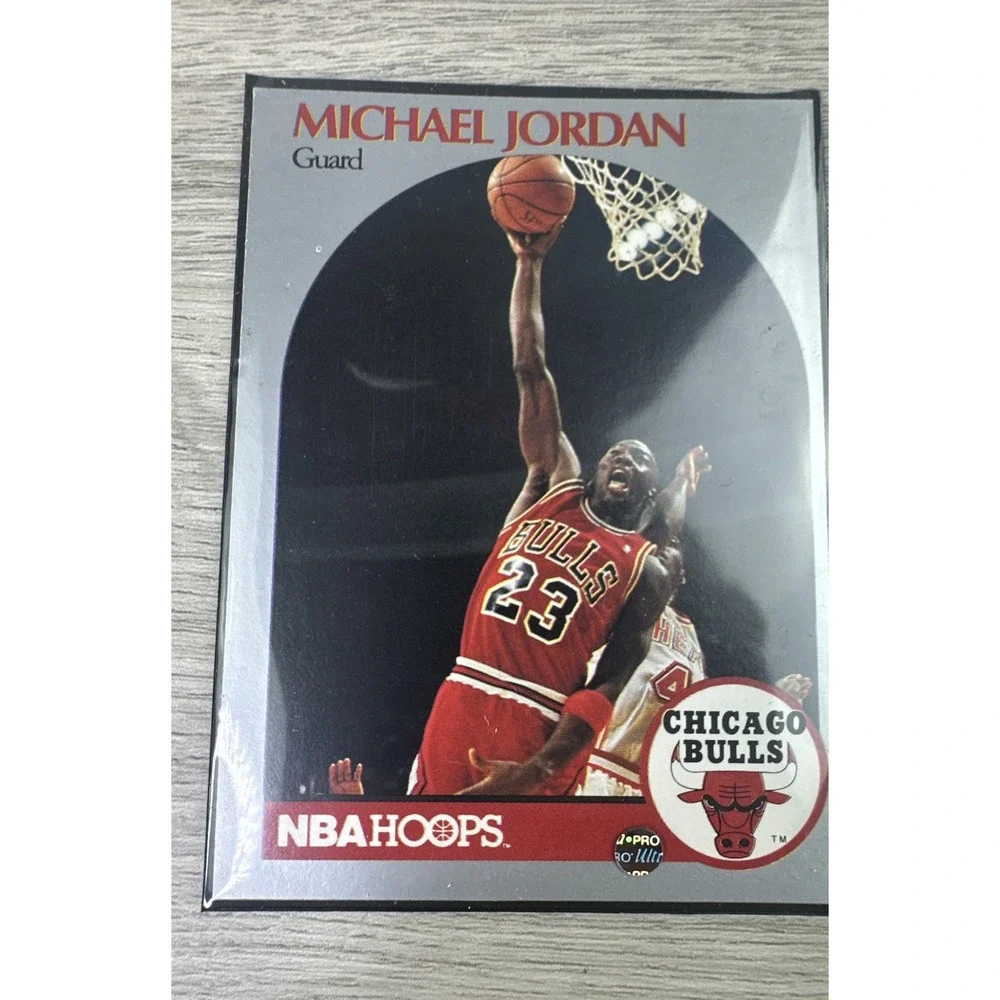 Michael Jordan 1990 NBA Hoops #65 Chicago Bulls Basketball Card